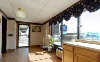 Hotel Budget Inn-norfolk, Va - Oceanview 2*
